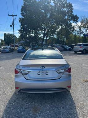 2013 Hyundai SONATA Hybrid Limited