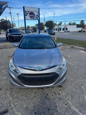 2013 Hyundai SONATA Hybrid Limited