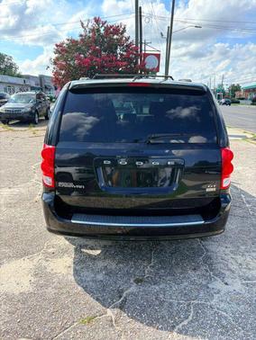 Black Onyx Crystal Pearlcoat 2019 Dodge Grand Caravan GT