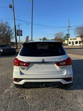 2018 Mitsubishi Outlander Sport 2.0 LE