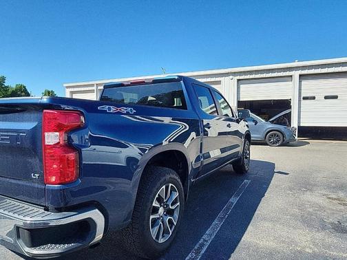 Northsky Blue Metallic 2022 Chevrolet Silverado 1500 LT