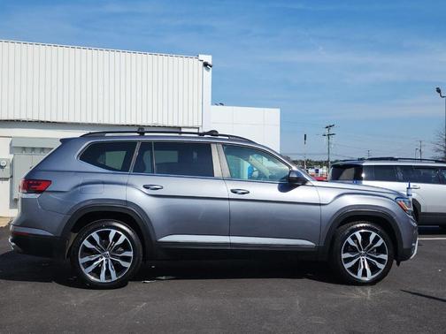 2022 Volkswagen Atlas 3.6L SE w/Technology