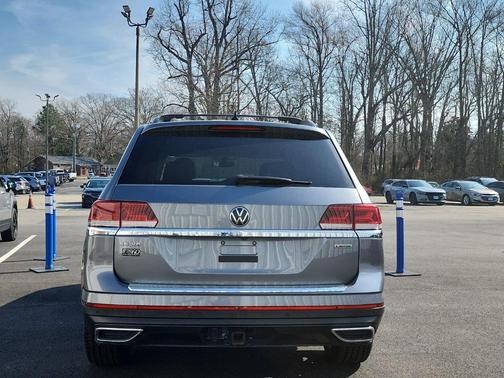 2022 Volkswagen Atlas 3.6L SE w/Technology