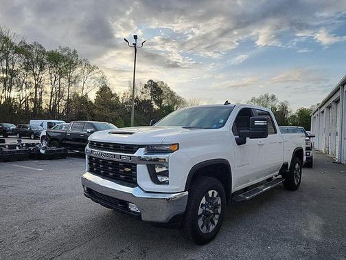 Summit White 2021 Chevrolet Silverado 2500 LT