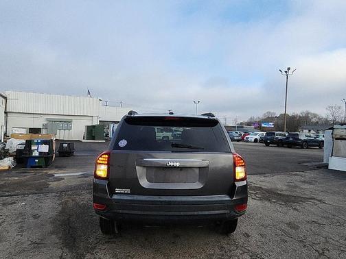 2016 Jeep Compass Sport
