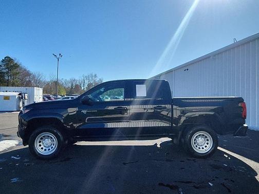 2024 Chevrolet Colorado WT