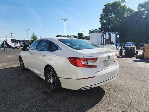 Platinum White Pearl 2022 Honda Accord Hybrid Touring
