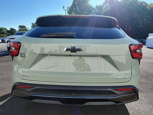 Green 2026 Chevrolet Trax ACTIV