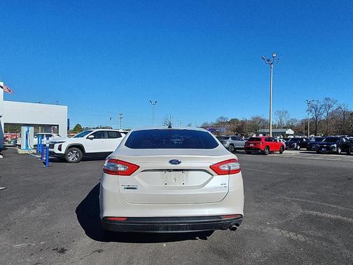 2015 Ford Fusion Energi SE Luxury