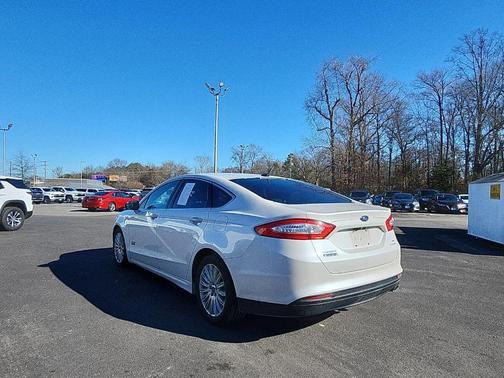 2015 Ford Fusion Energi SE Luxury