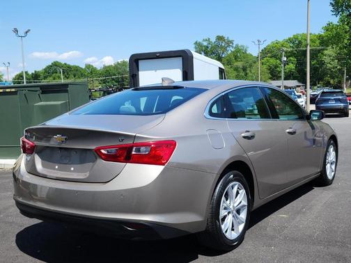Mineral Gray Metallic 2025 Chevrolet Malibu LT