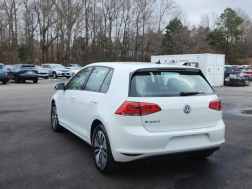 2016 Volkswagen e-Golf SE