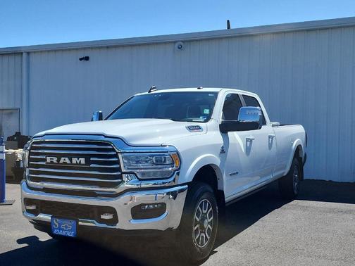 Bright White Clearcoat 2024 RAM 3500 Longhorn