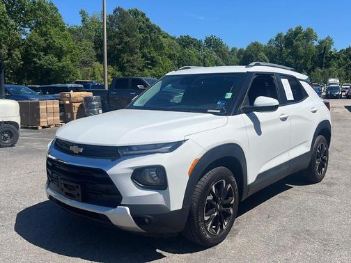 Summit White 2023 Chevrolet Trailblazer LT