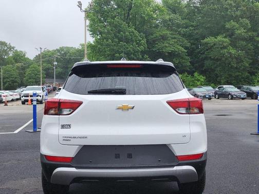 Summit White 2023 Chevrolet Trailblazer LT