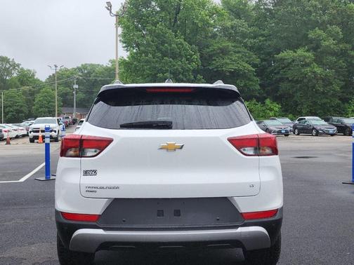 Summit White 2023 Chevrolet Trailblazer LT