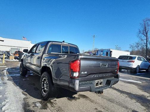 2019 Toyota Tacoma SR