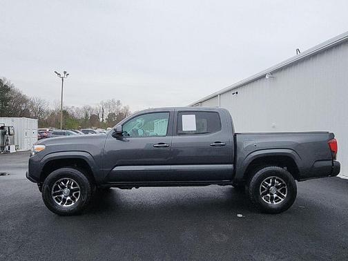 2019 Toyota Tacoma SR