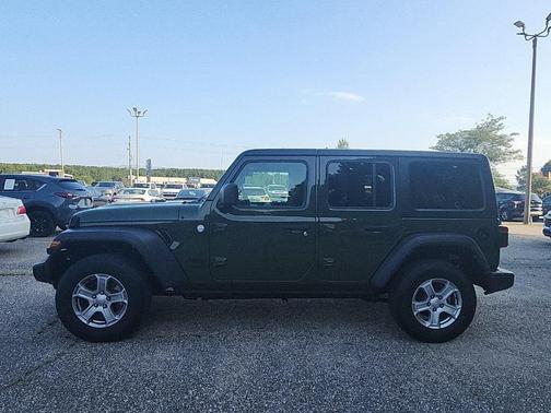 Sarge Green Clearcoat 2021 Jeep Wrangler Unlimited Sport
