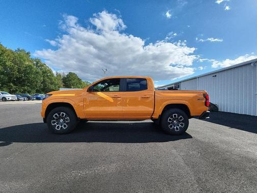Sunrise Orange 2026 Chevrolet Colorado Z71