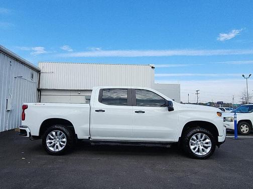 2022 Chevrolet Silverado 1500 Limited Custom