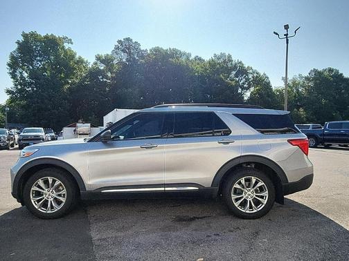 Iconic Silver Metallic 2020 Ford Explorer XLT