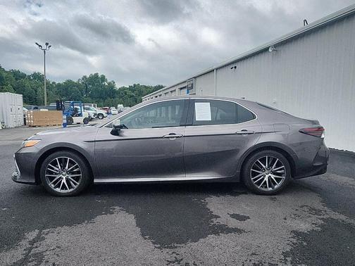 Predawn Gray Mica 2022 Toyota Camry Hybrid XLE
