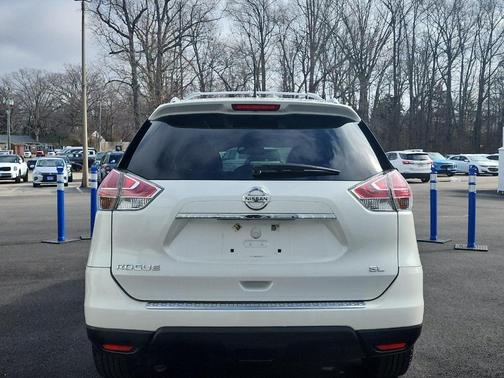 2016 Nissan Rogue SL