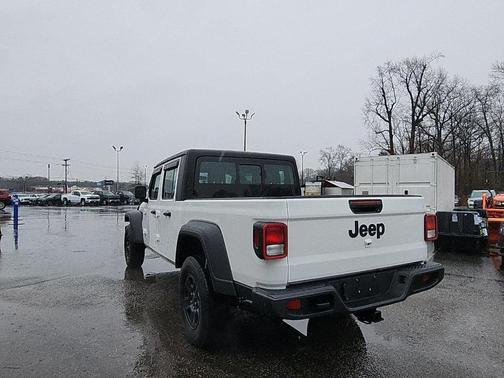 2023 Jeep Gladiator Sport