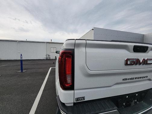 Summit White 2026 GMC Sierra 1500 SLT