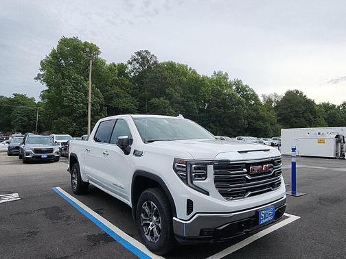 Summit White 2026 GMC Sierra 1500 SLT