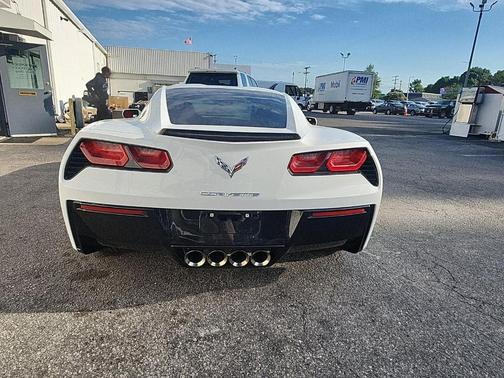Arctic White 2016 Chevrolet Corvette Stingray