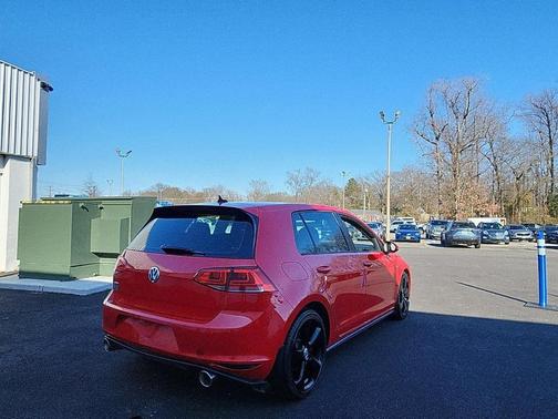 2015 Volkswagen Golf GTI SE