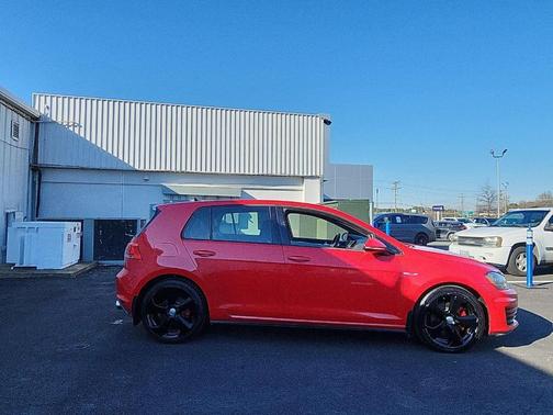 2015 Volkswagen Golf GTI SE