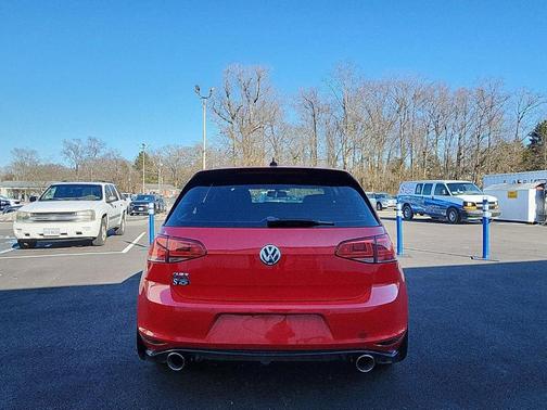 2015 Volkswagen Golf GTI SE