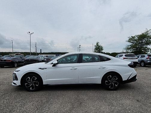 White 2024 Hyundai SONATA SEL