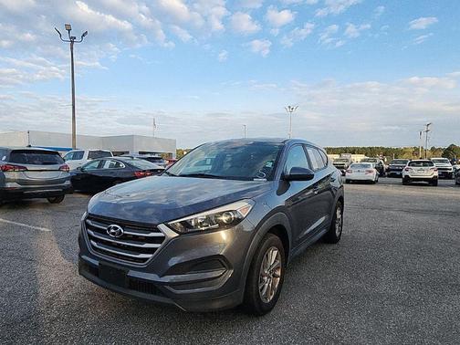 2018 Hyundai TUCSON SE