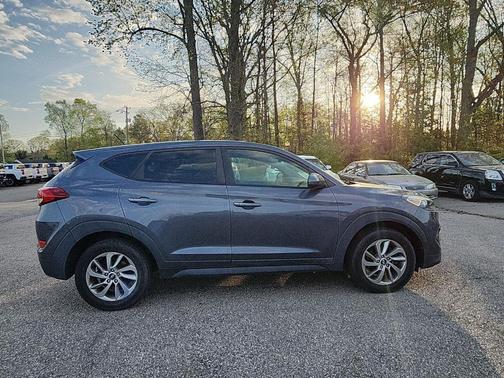 Coliseum Gray 2018 Hyundai TUCSON SE