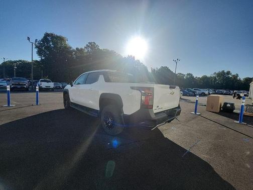 2026 Chevrolet Silverado EV Standard Range LT