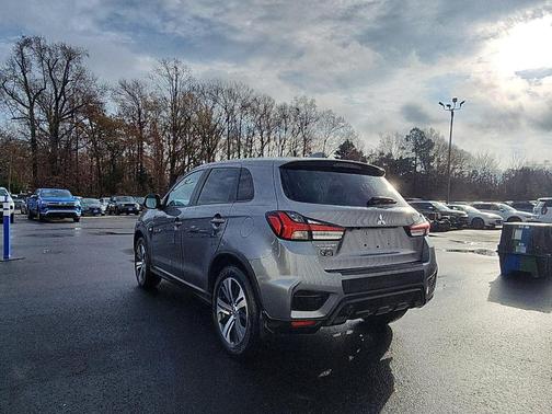 2023 Mitsubishi Outlander Sport ES