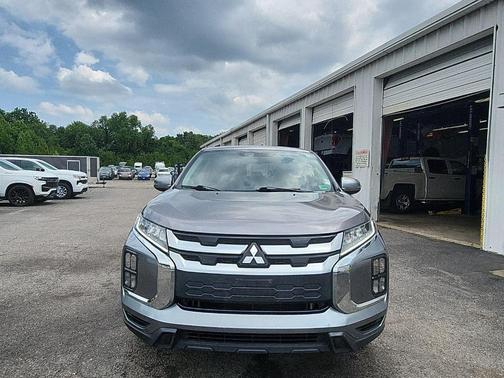 Mercury Gray Metallic 2020 Mitsubishi Outlander Sport SE