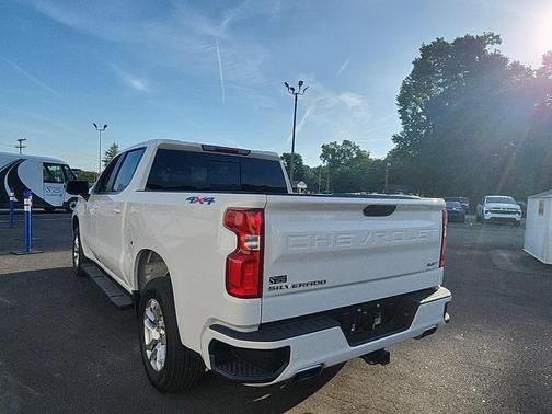 Summit White 2024 Chevrolet Silverado 1500 RST