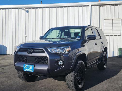 2022 Toyota 4Runner SR5
