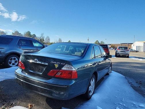 2003 Toyota Avalon XL