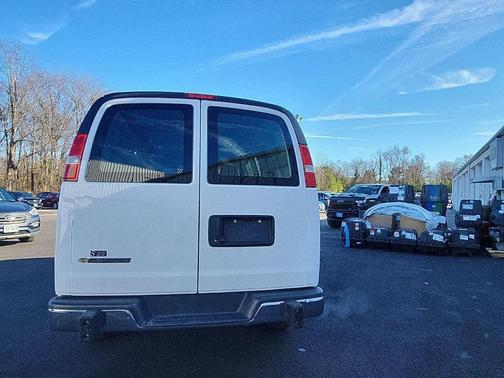 2024 Chevrolet Express 2500 Work Van