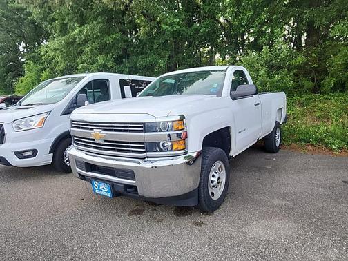 Summit White 2018 Chevrolet Silverado 2500 WT