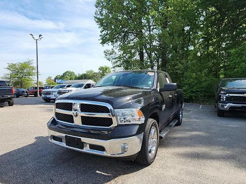 Diamond Black 2022 RAM 1500 Classic Tradesman