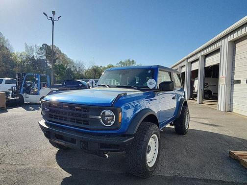 Velocity Blue Metallic 2022 Ford Bronco Base