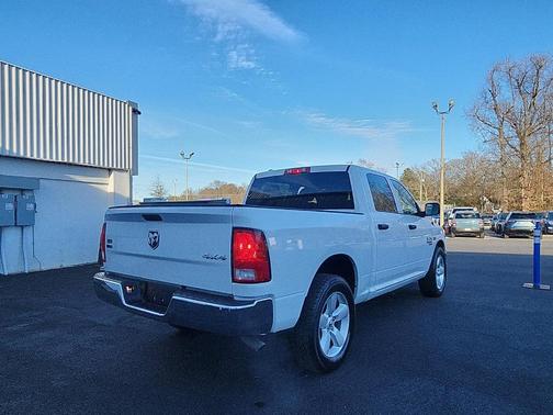 2022 RAM 1500 Classic SLT