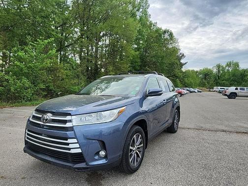 Shoreline Blue Pearl 2019 Toyota Highlander XLE